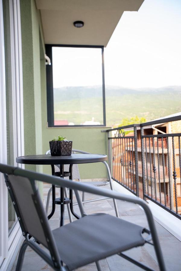 Blue Eye Ohrid Apartment Exterior photo